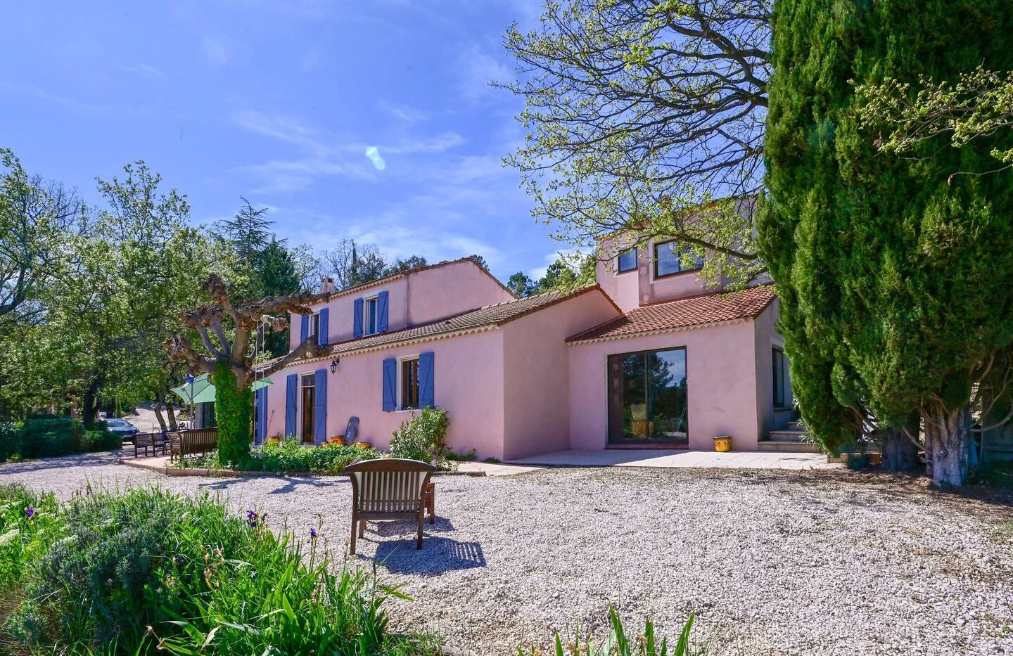 The large Provençal house at Domaine de l’Issole