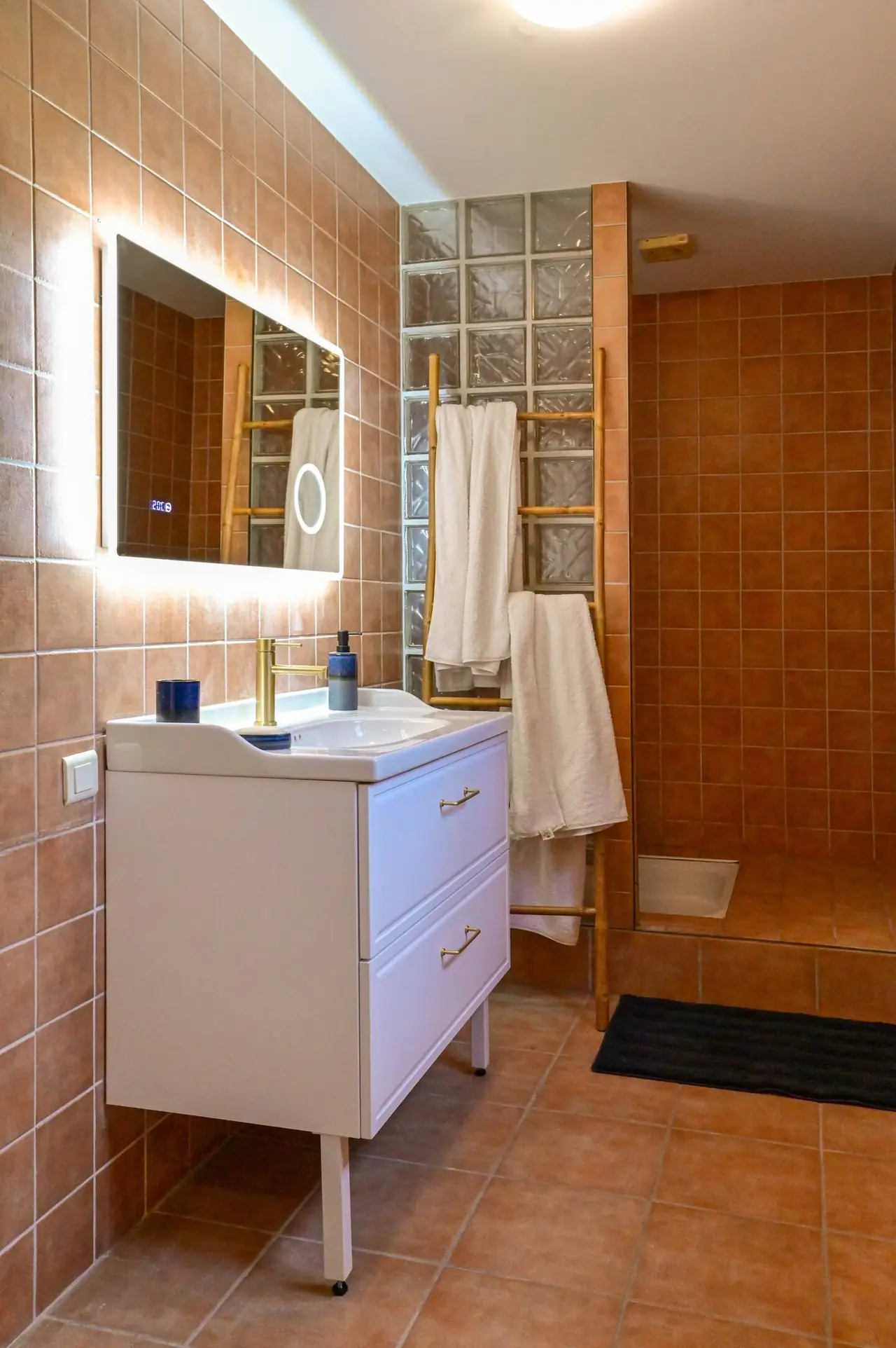 The Blue Suite shower